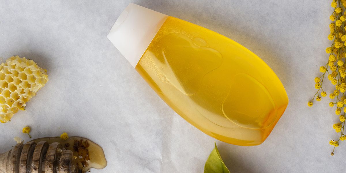 Offrez à vos cheveux un shampoing au miel fait maison aux innombrables bienfaits