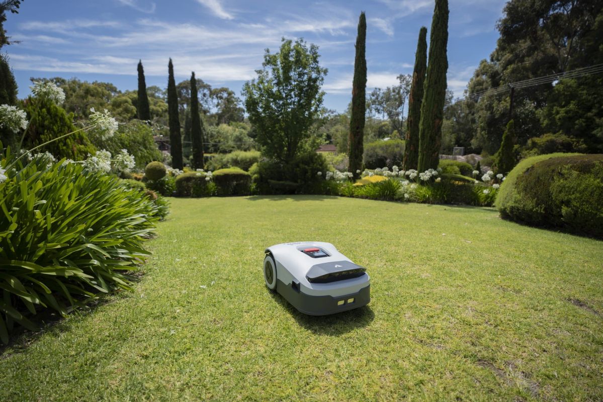 Confiez l'entretien de votre jardin à la technologie