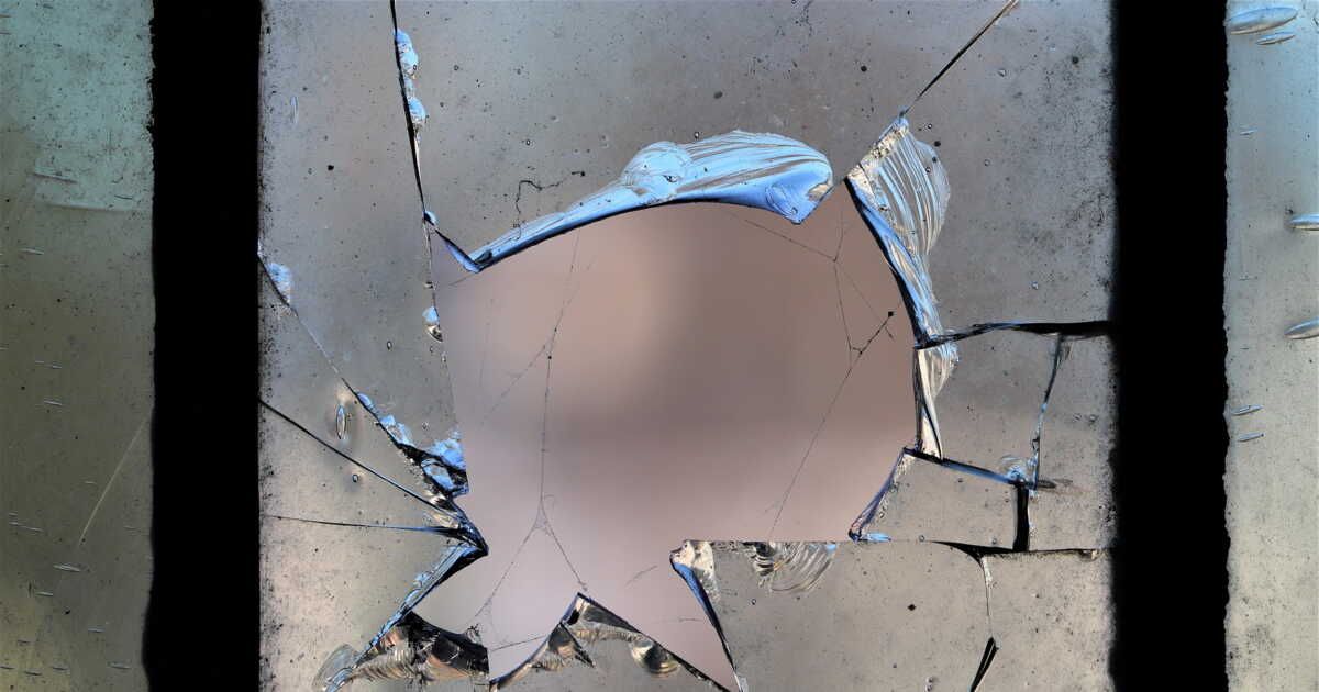 Casse accidentelle : qui paie la réparation de la vitre en tant que locataire ?