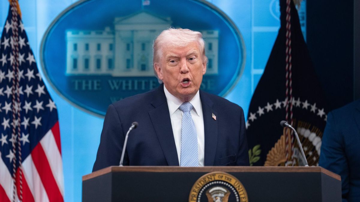 Trump lance un ultimatum à l'Iran et célèbre un sauvetage marquant