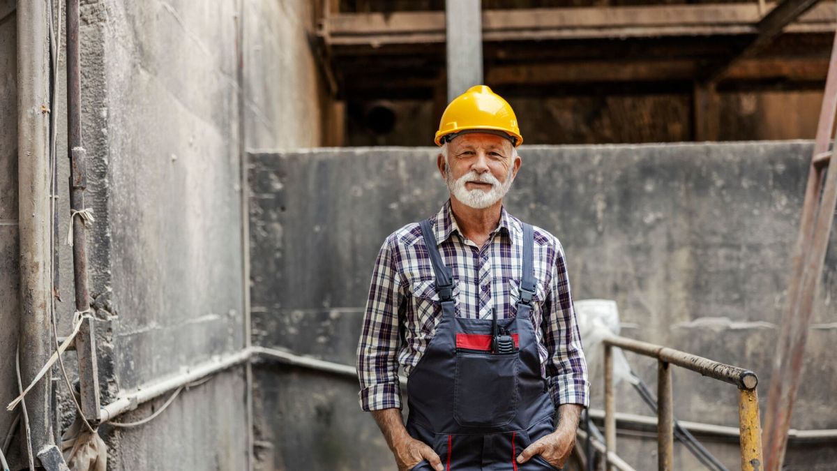 Anticiper sa retraite : quel avenir avec un salaire de 1500 € par mois ?