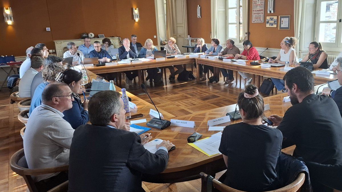 Un conseiller RN se retire de la majorité au conseil municipal de Figeac