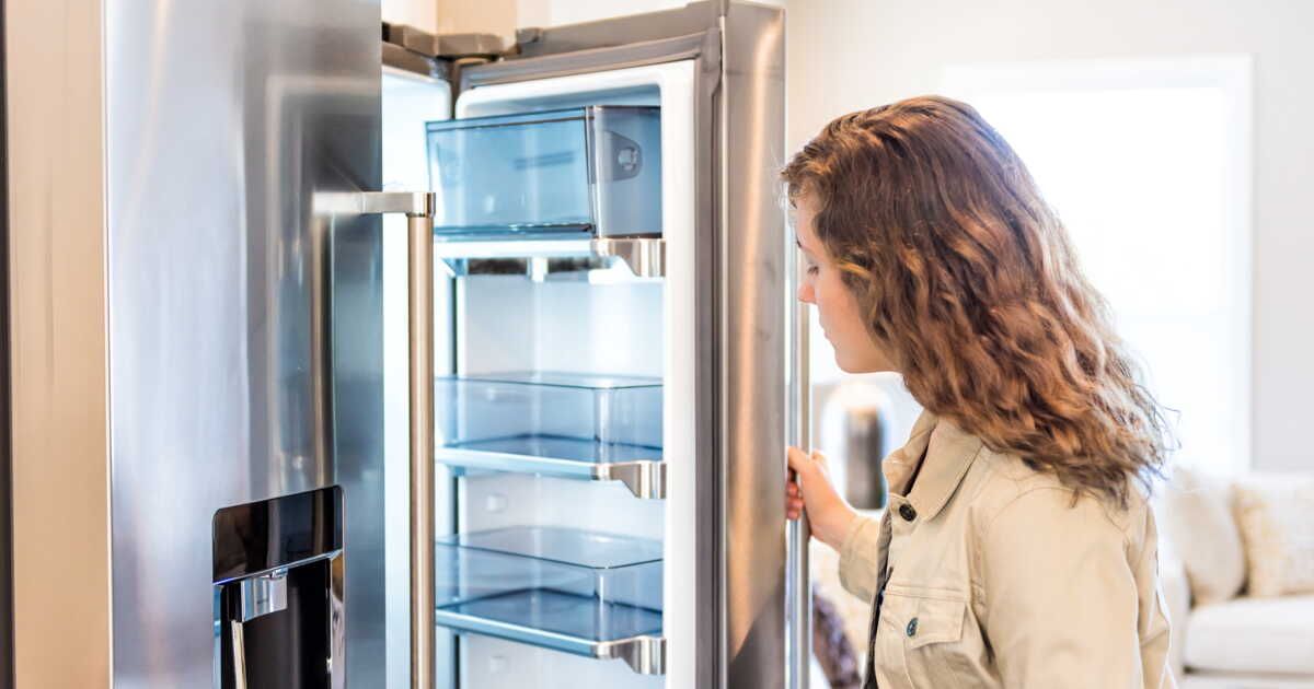 Patience requise : le temps d'attente avant de brancher votre nouveau réfrigérateur