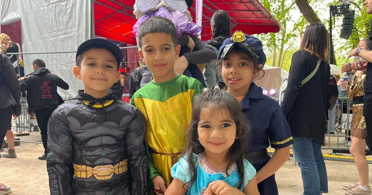 Des enfants en fête au carnaval de Besançon