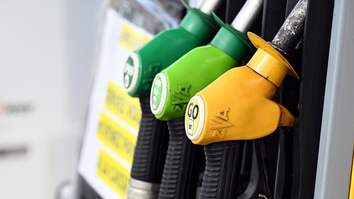 Carburants en baisse : l'Allemagne allège temporairement la fiscalité