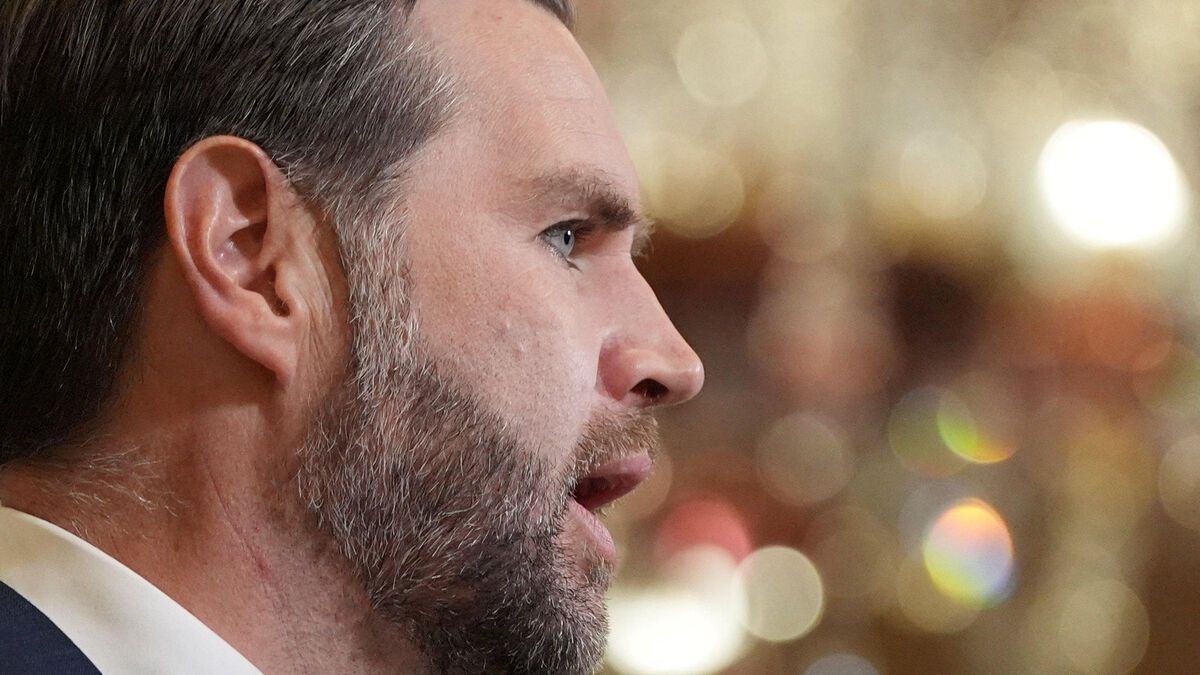 JD Vance appelle le Vatican à rester dans le domaine moral face aux critiques du pape Léon XIV