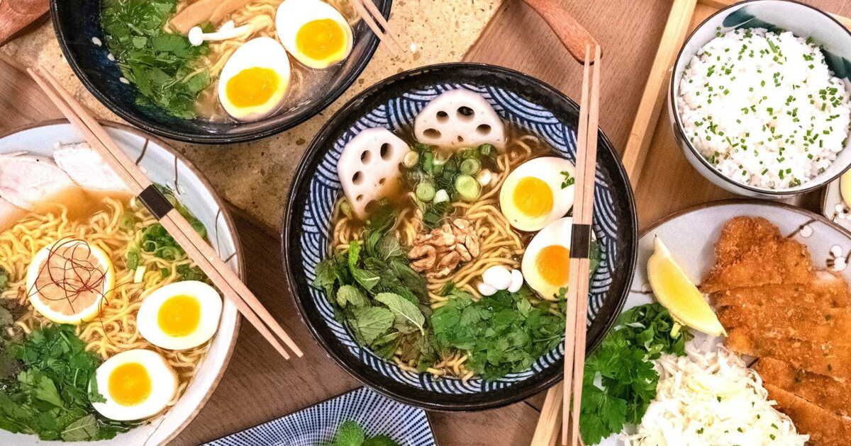 Découvrez la recette authentique des shoyu ramen au porc, un délice nippon
