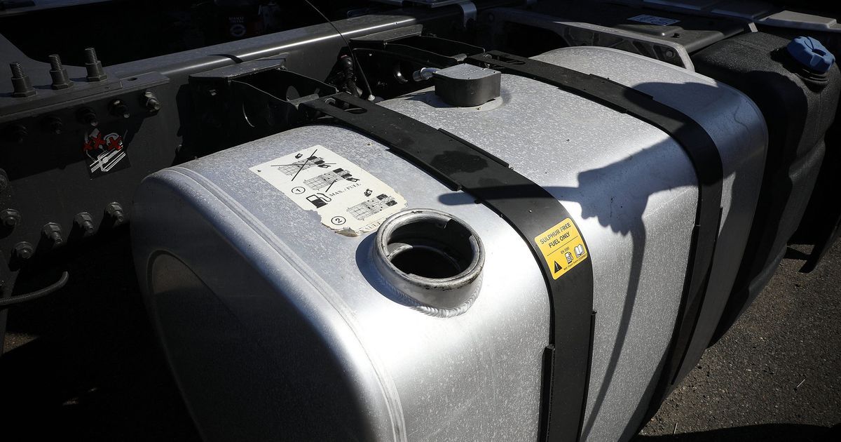 Attaque nocturne sur l'A36 : deux individus interceptés dans un vol de carburant audacieux
