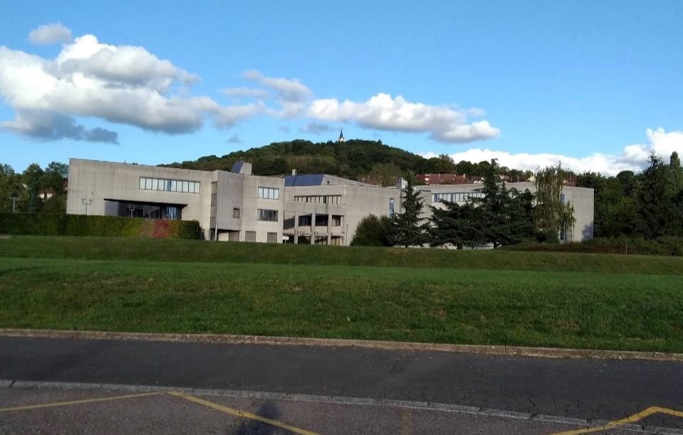 La fermeture inopinée d'un lycée à Vesoul pour risque d'effondrement