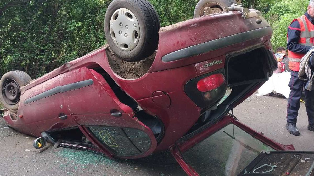 Un homme de 88 ans blessé dans un accident spectaculaire à Lezay