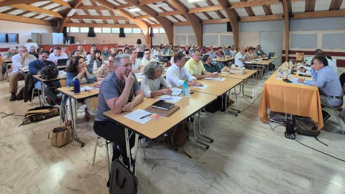 Lamanon : une formation clé pour 70 nouveaux maires et adjoints locaux