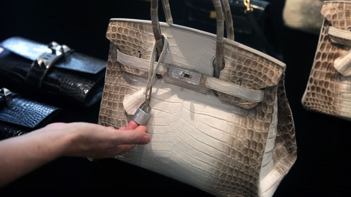 Des sacs Hermès enchéris à 500 000 dollars : la saga de Truong My Lan continue