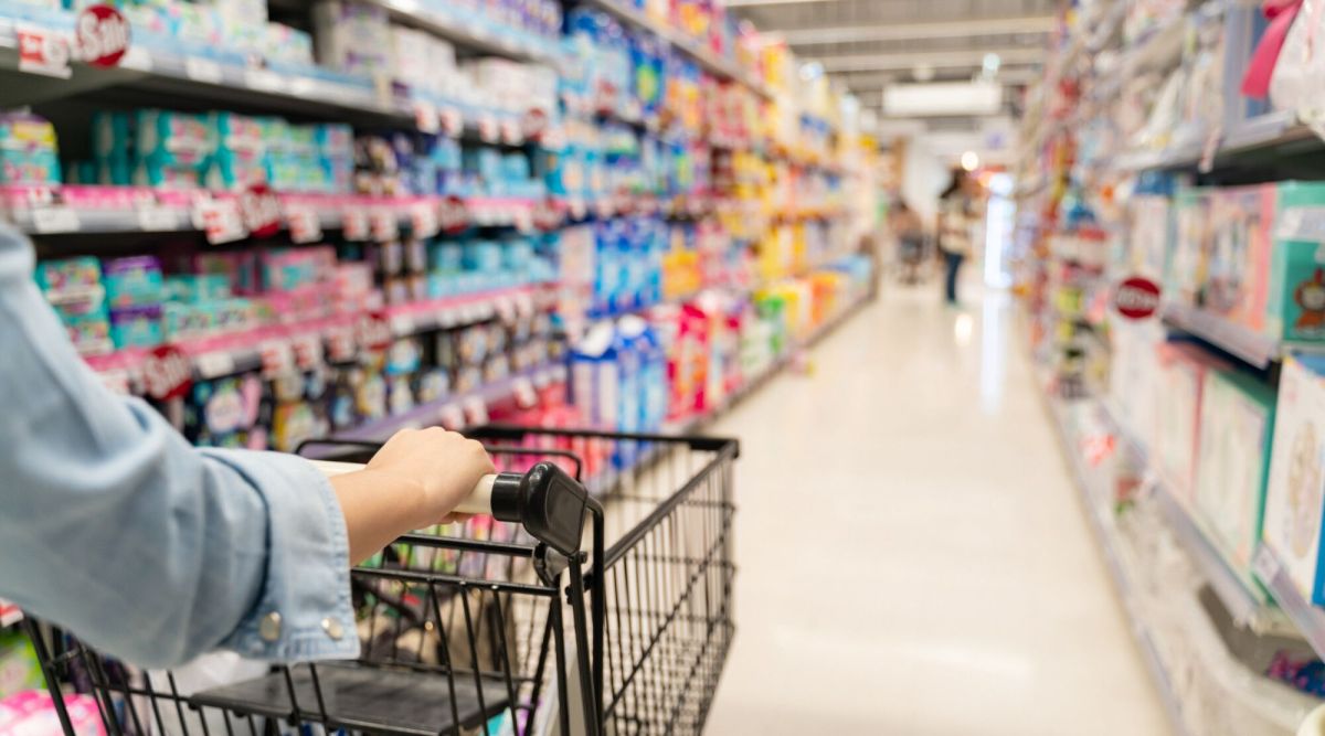Les paniers anti-inflation : un tour d'horizon des offres des grandes enseignes