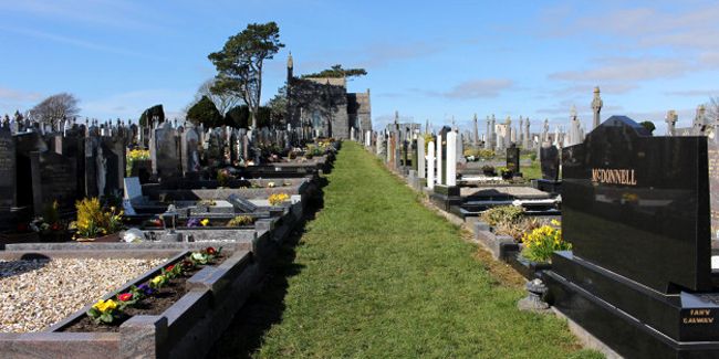 L'entretien de la tombe : ce que votre assurance obsèques ne couvre pas