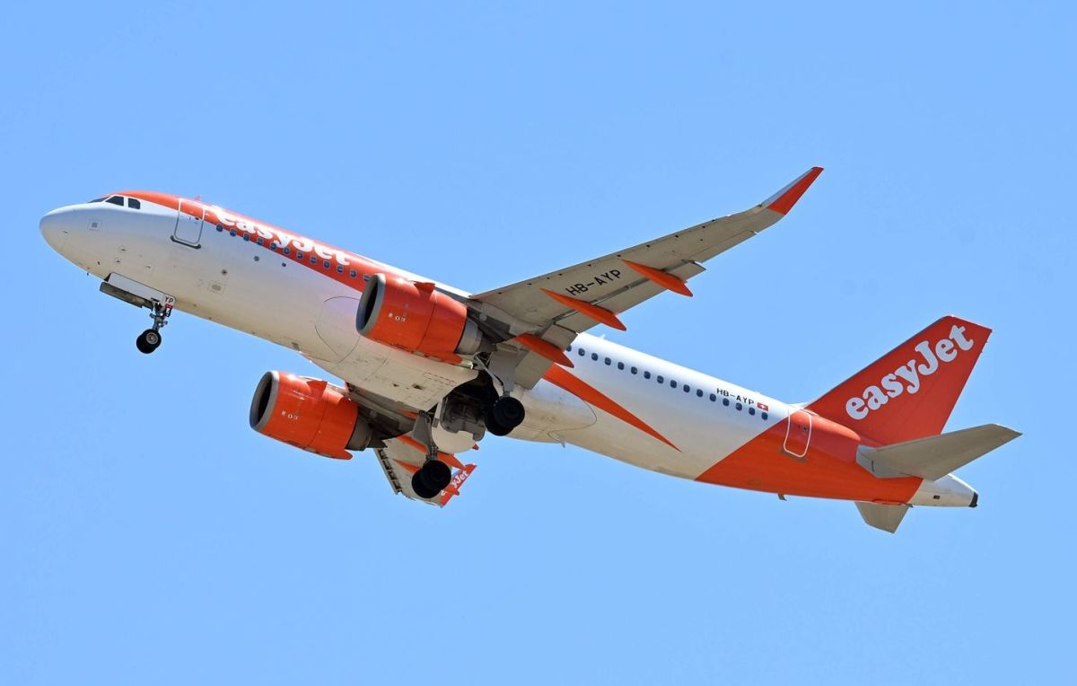 La frayeur des passagers d'EasyJet après un déroutement dû à une batterie externe