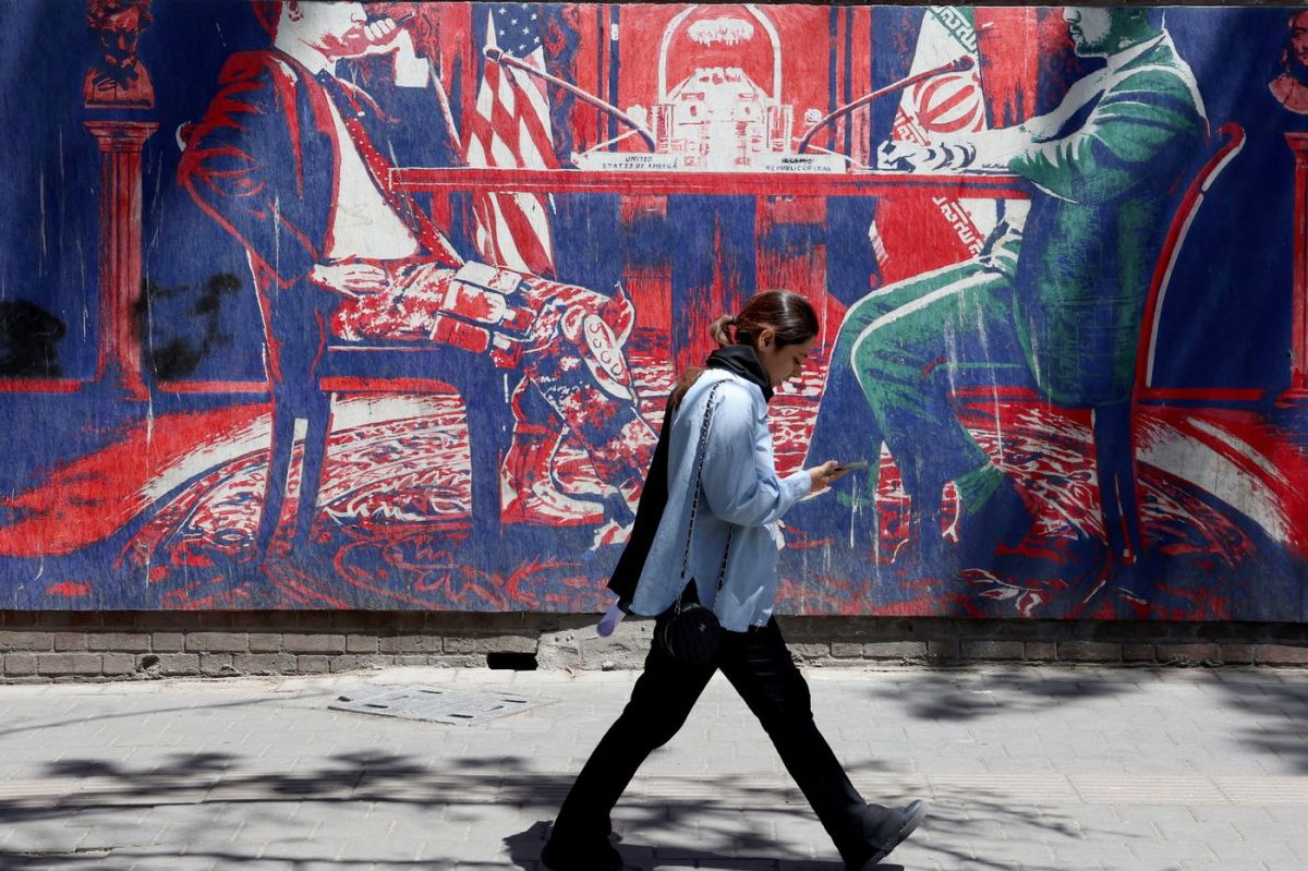 Tensions croissantes au Moyen-Orient : frappes américaines et riposte iranienne