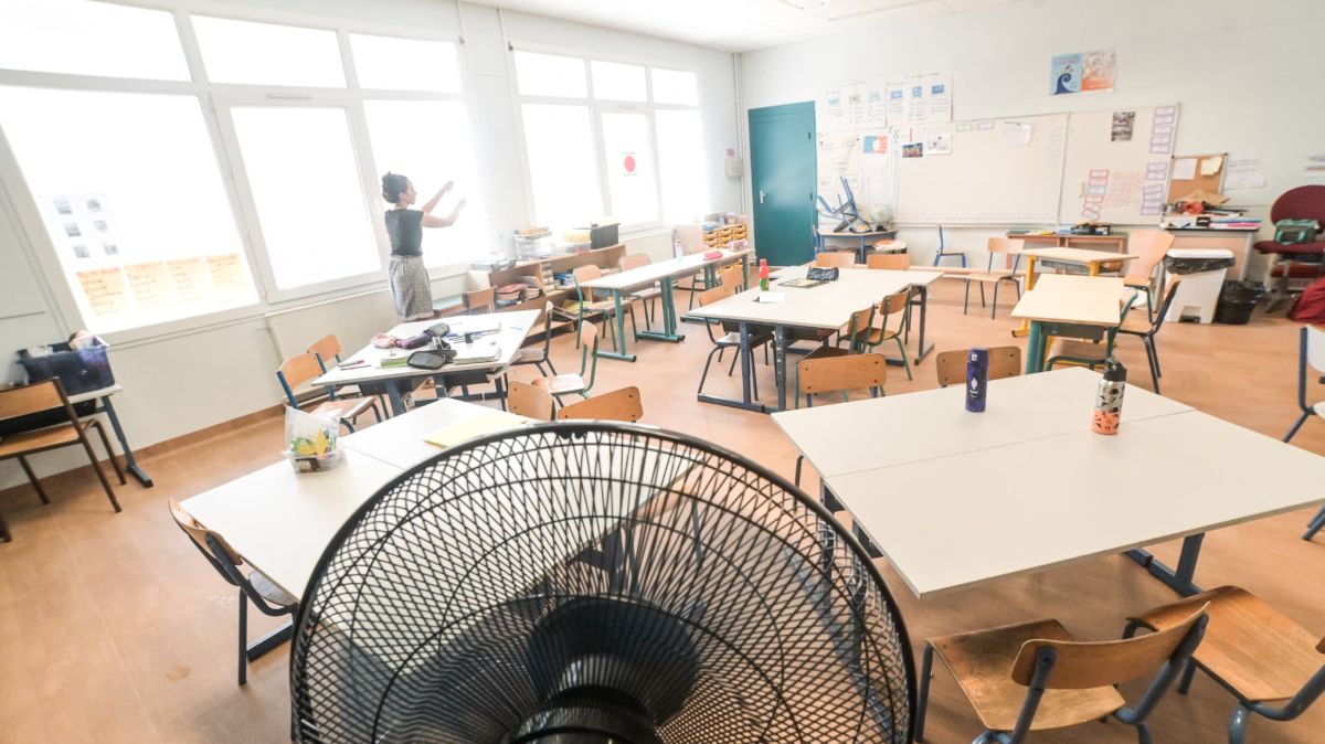 Des parents choisissent de garder leurs enfants à la maison face aux chaleurs caniculaires