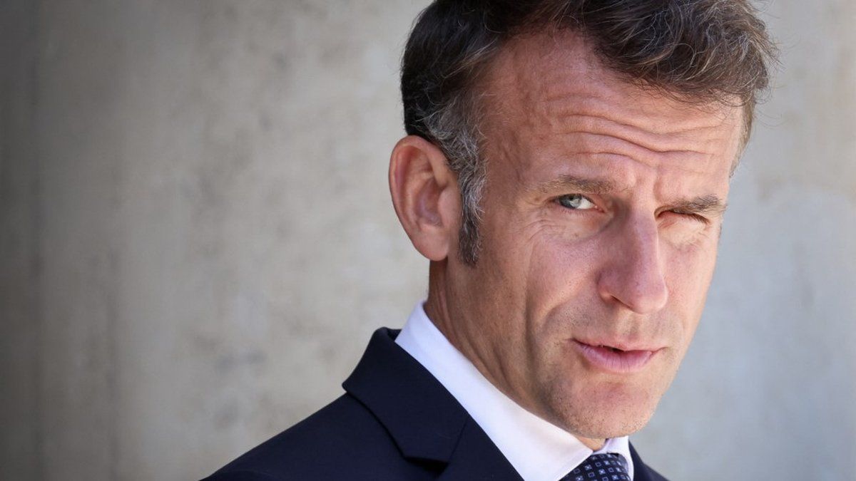 Macron annonce l'arraisonnement d'un pétrolier russe par l'armée française en pleine mer