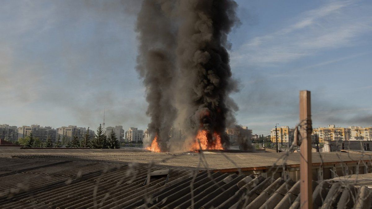 Offensive russe en Ukraine : au moins neuf morts dans une frappe massive