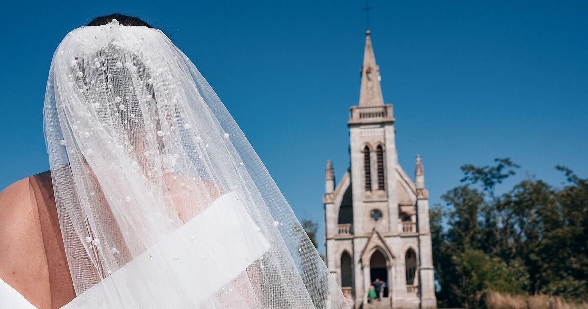 Mariages tardifs en Bourgogne-Franche-Comté : les tendances révélées par l'INSEE