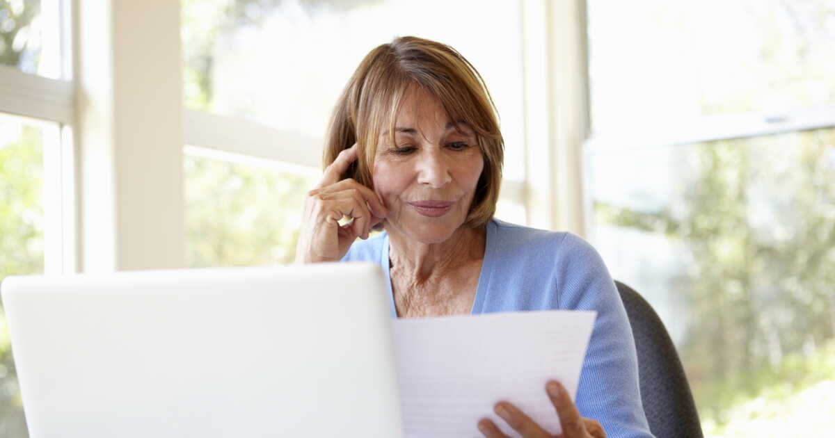 Surcote ou cumul emploi-retraite : quel choix pour une retraite optimale ?
