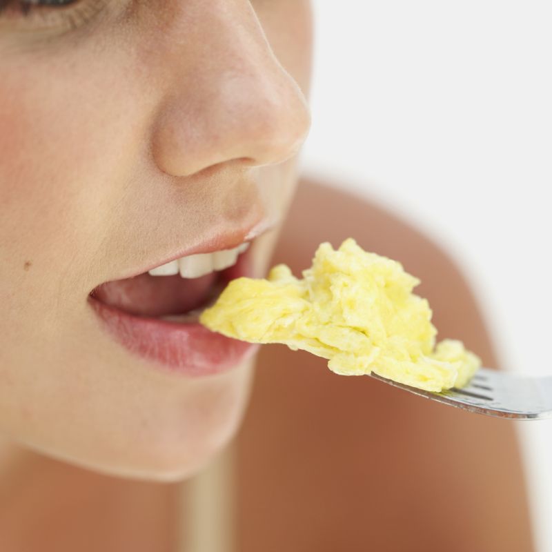 Manger des protéines au petit-déjeuner : la clé pour maîtriser la faim