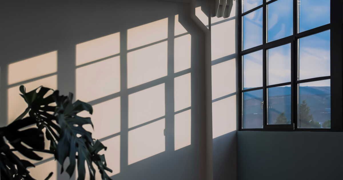 une astuce ingénieuse et économique pour rafraîchir votre intérieur cet été