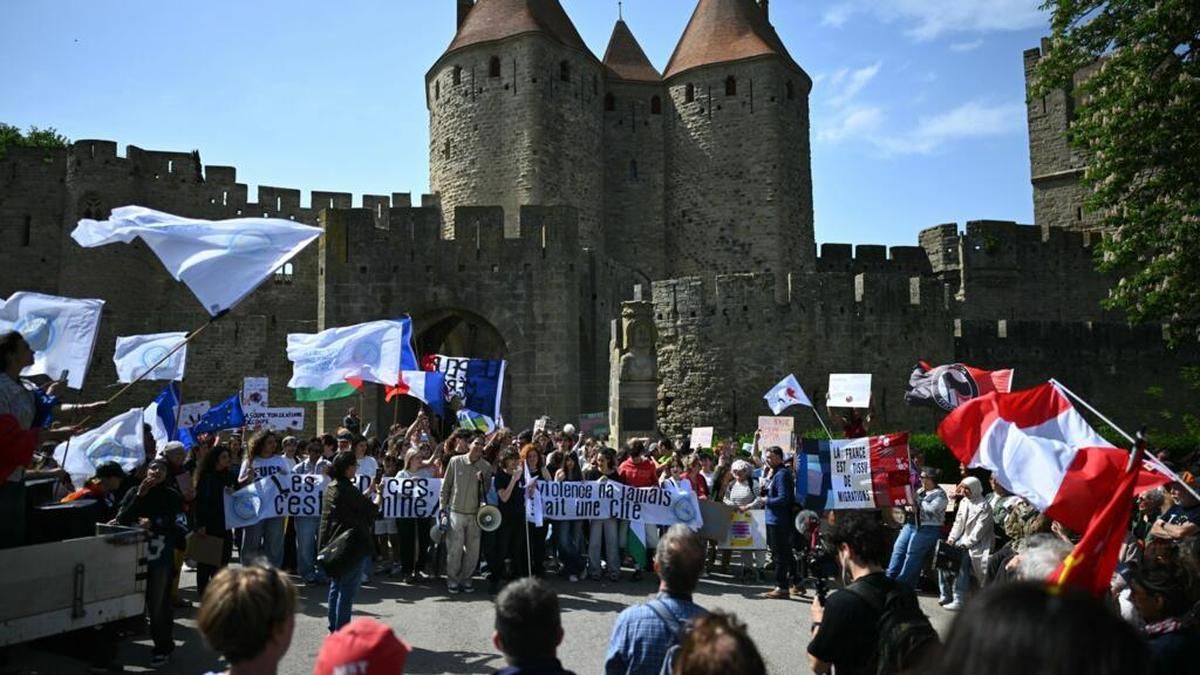 Carcassonne : un refus du maire RN soulève des tensions autour du vote algérien