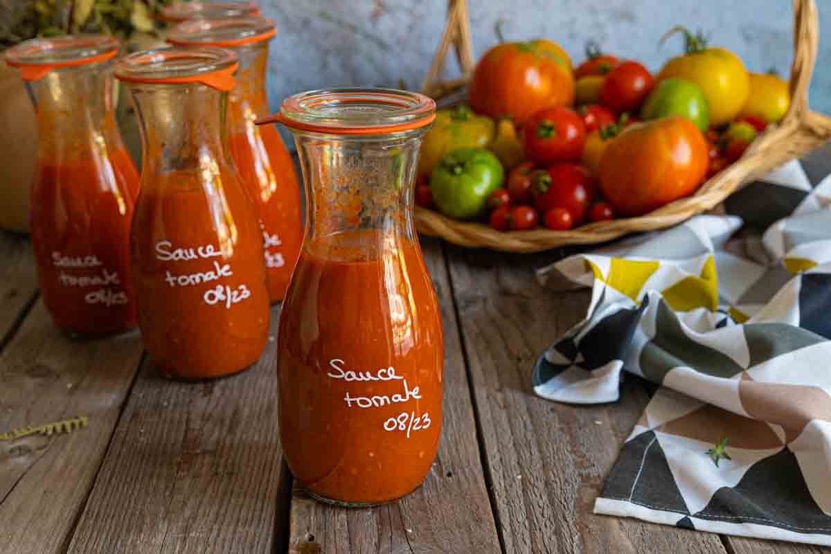 Préparez vos bocaux de sauce tomate maison avec ces astuces simples