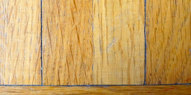 Stop aux grincements : astuces pour un parquet silencieux