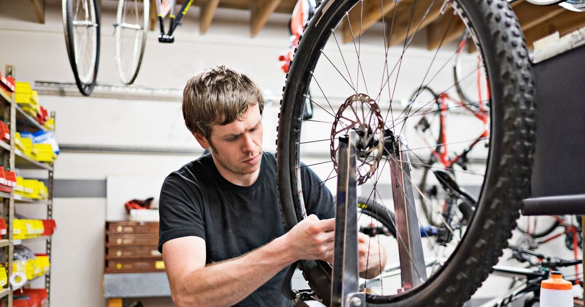 Des ateliers de réparation de vélo pour promouvoir la mobilité douce