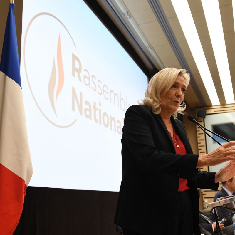Le Rassemblement national face aux paradoxes du football