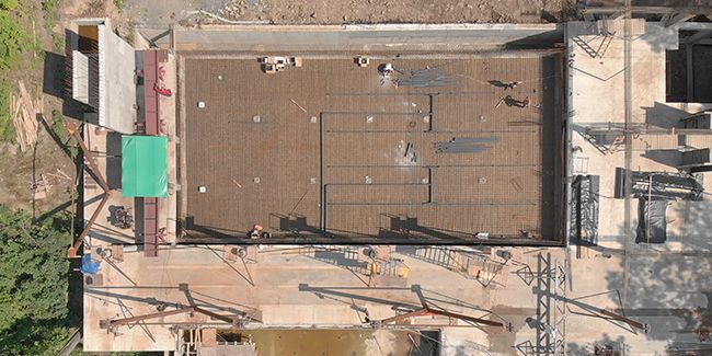 Comprendre la différence entre pisciniste et piscinier