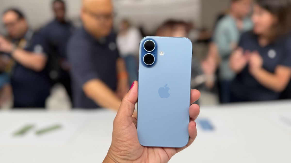 la crise des puces frappe le marché des smartphones : une baisse des ventes attendue