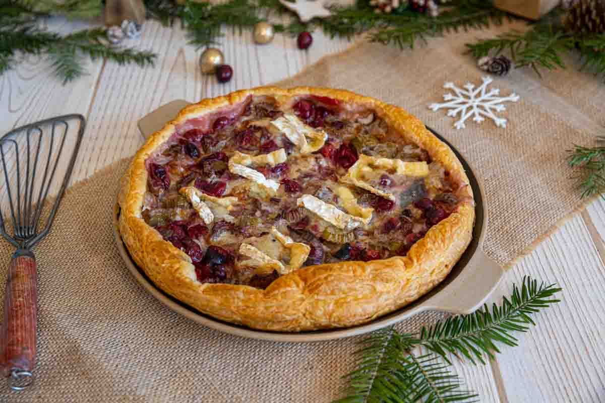 tarte fine camembert & cranberry