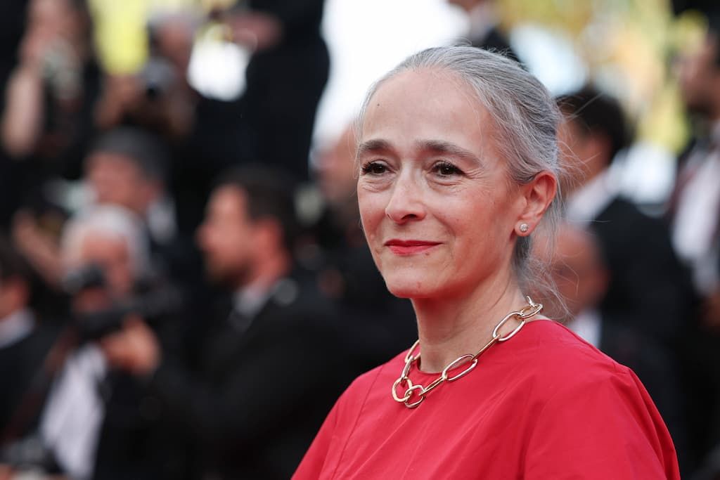 Delphine Ernotte reconduite à la présidence de l'UER malgré des critiques majeures