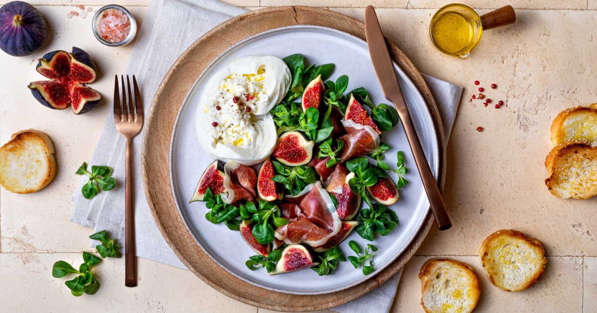 Une association audacieuse : burrata et figues fraîches à découvrir