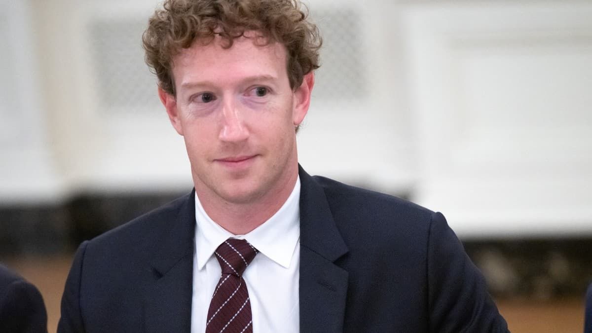 Zuckerberg dénonce la lenteur des avancées en intelligence artificielle chez Meta