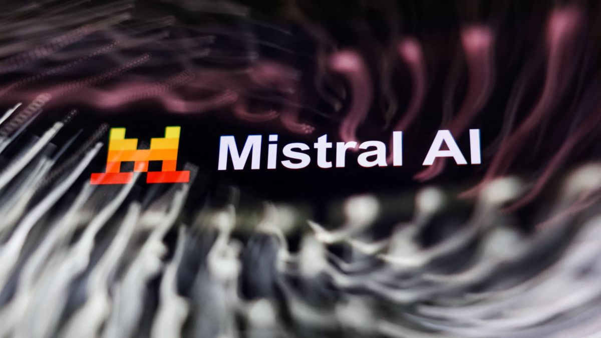 Mistral secoue le classement FLI sur l'IA en dénonçant une méthodologie discutable