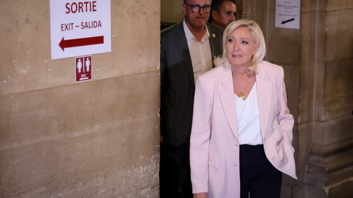 Marine Le Pen réaffirme sa candidature à la présidentielle malgré les controverses judiciaires