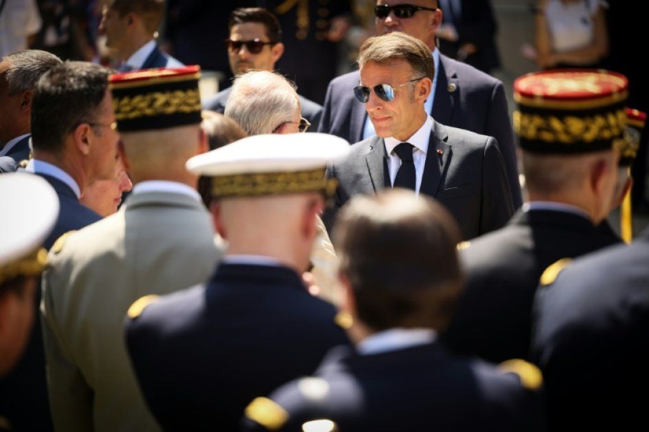 L'union européenne renforce son soutien à l'ukraine et intensifie la pression sur moscou